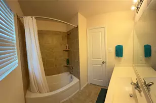 352 Circle Wy, Jarrell, TX 76537 - Photo 18