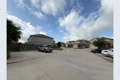 352 Circle Way #37E, Jarrell, TX 76537 - Photo 36