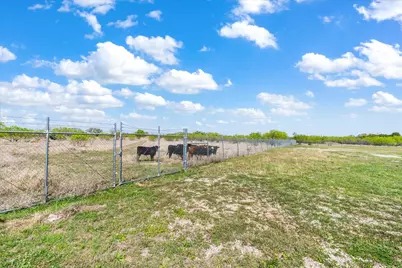 300 County Road 407, Spicewood, TX 78669 - Photo 30