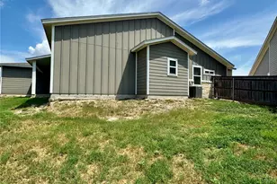 105 Bailey Kay Ct, Jarrell, TX 76537 - Photo 16