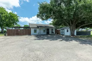 5327 Old Lorena Rd, Lorena, TX 76655 - Photo 6