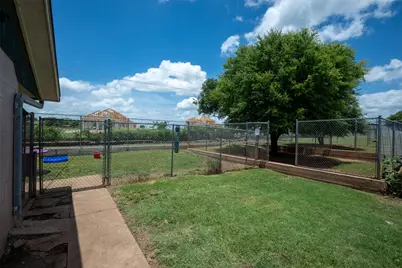 5327 Old Lorena Road, Lorena, TX 76655 - Photo 28