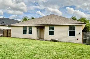 7833 Squirrel Hollow Dr, Georgetown, TX 78628 - Photo 20