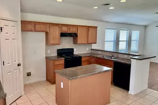 7833 Squirrel Hollow Dr, Georgetown, TX 78628 - Photo 6