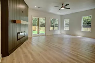 104 Pony Grass Ln, Bastrop, TX 78602 - Photo 6