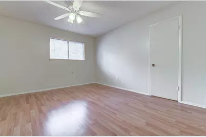 300 Villa Oaks Circle #A, Austin, TX 78745 - Photo 6