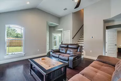 139 Fleetway Drive, Bastrop, TX 78602 - Photo 6