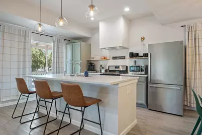 306 Juarez Street, San Marcos, TX 78666 - Photo 12