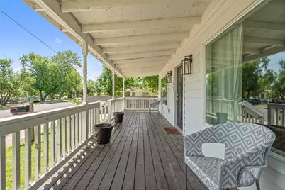 306 Juarez Street, San Marcos, TX 78666 - Photo 2