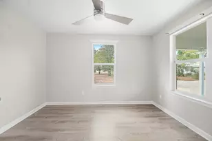 805 Haysel St, Bastrop, TX 78602 - Photo 16