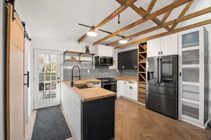 6904 Cherry Meadow Dr, Austin, TX 78745 - Photo 2