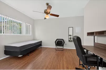806 W 24th Street #217, Austin, TX 78705 - Photo 16