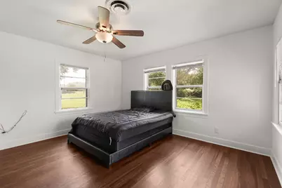 102 Elmo Street, Florence, TX 76527 - Photo 12