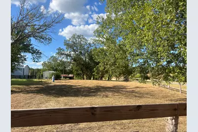 [Address not provided], Smithville, TX 78957 - Photo 2
