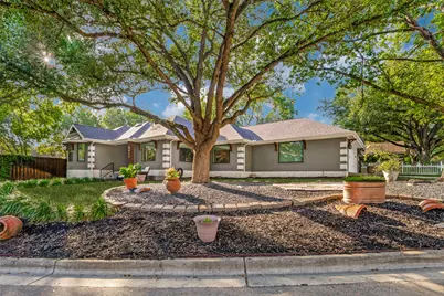 1933 Squire Circle Circle, New Braunfels, TX 78130 - Photo 2
