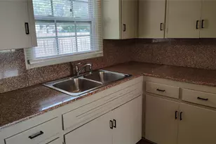 13805 Maye Pl, Austin, TX 78728 - Photo 6