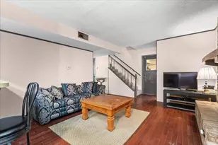 7108 Meadowood Dr, Austin, TX 78723 - Photo 14