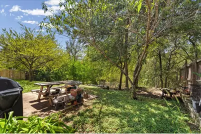 7108 Meadowood Drive, Austin, TX 78723 - Photo 24