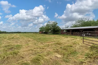 6546 Fm 1854, Dale, TX 78616 - Photo 16