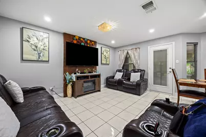 908 Tayside Drive, Pflugerville, TX 78660 - Photo 12