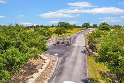 121 S Jesse Stiff Drive, Blanco, TX 78606 - Photo 4