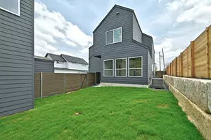 2308 Maxwell Ln, Austin, TX 78741 - Photo 18