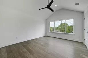 2308 Maxwell Ln, Austin, TX 78741 - Photo 10