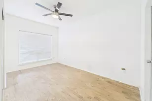 806 W 24th St, Austin, TX 78705 - Photo 22