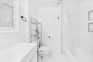 806 W 24th St, Austin, TX 78705 - Photo 12