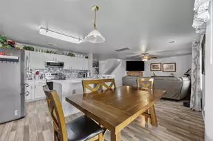 951 Brandi Cir, Kyle, TX 78640 - Photo 6