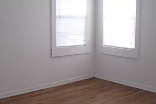 205 Oscar St, Taylor, TX 76574 - Photo 4