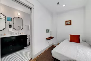 2952 Higgins St, Austin, TX 78722 - Photo 24