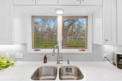 3503 Vineland Drive, Austin, TX 78722 - Photo 12