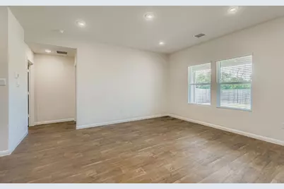 329 Butterfly Rose Drive, New Braunfels, TX 78130 - Photo 6