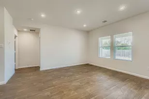 329 Butterfly Rose Dr, New Braunfels, TX 78130 - Photo 6