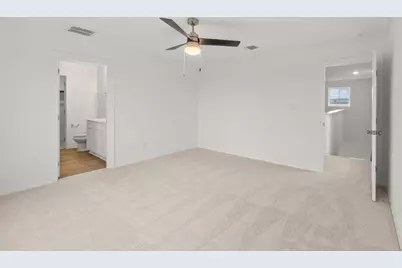 333 Sullivan Way, Elgin, TX 78621 - Photo 10