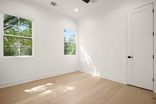 601 Vermont Rd, Austin, TX 78702 - Photo 24