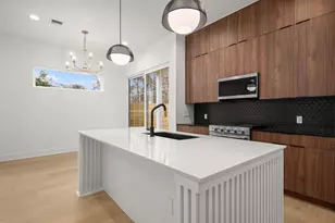 601 Vermont Rd, Austin, TX 78702 - Photo 6
