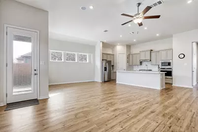 22614 Maidengrass Lane Lane, Lago Vista, TX 78645 - Photo 6