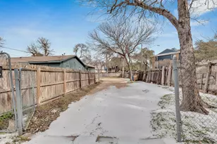 8503 Rosemary Ln, Austin, TX 78753 - Photo 24