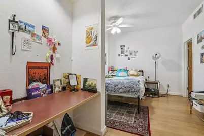 711 W 26th Street #704, Austin, TX 78705 - Photo 14