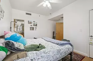 711 W 26th St, Austin, TX 78705 - Photo 16