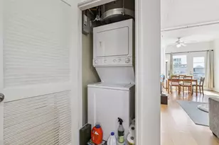 711 W 26th St, Austin, TX 78705 - Photo 28