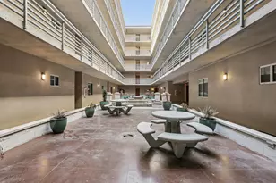 711 W 26th St, Austin, TX 78705 - Photo 30