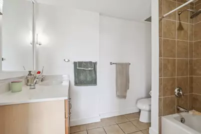 711 W 26th Street #704, Austin, TX 78705 - Photo 12