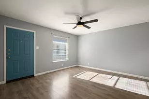 838 N Meadows Dr, Austin, TX 78758 - Photo 6