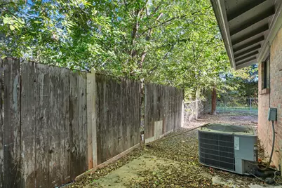 838 N Meadows Drive, Austin, TX 78758 - Photo 14