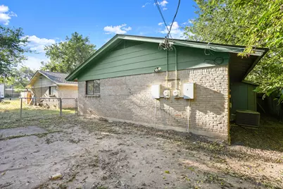 838 N Meadows Drive, Austin, TX 78758 - Photo 18