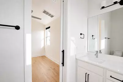 1123 Omega Avenue #1, Austin, TX 78721 - Photo 20