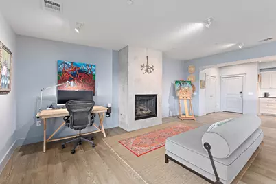3200 Grandview Street #11, Austin, TX 78705 - Photo 10